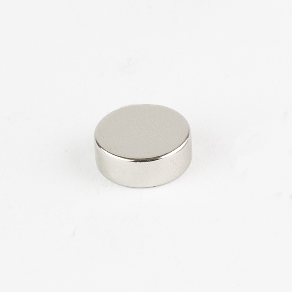 Bunting N52 Neodymium Disc Magnets, 0.937" D, 25.9 lb Pull, Rare Earth Magnets N52P937187
